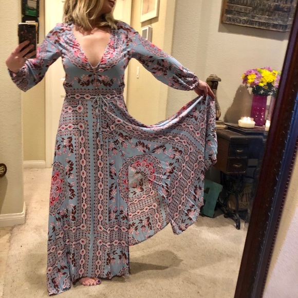 Spell Dresses & Skirts - SPELL Pandora Gown M 💫SALE💫